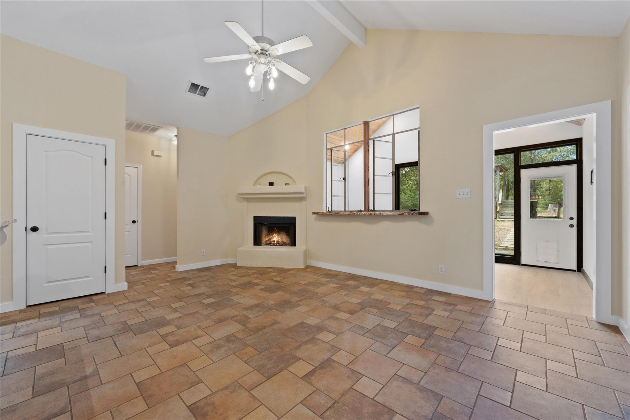 275 W Oak LOOP