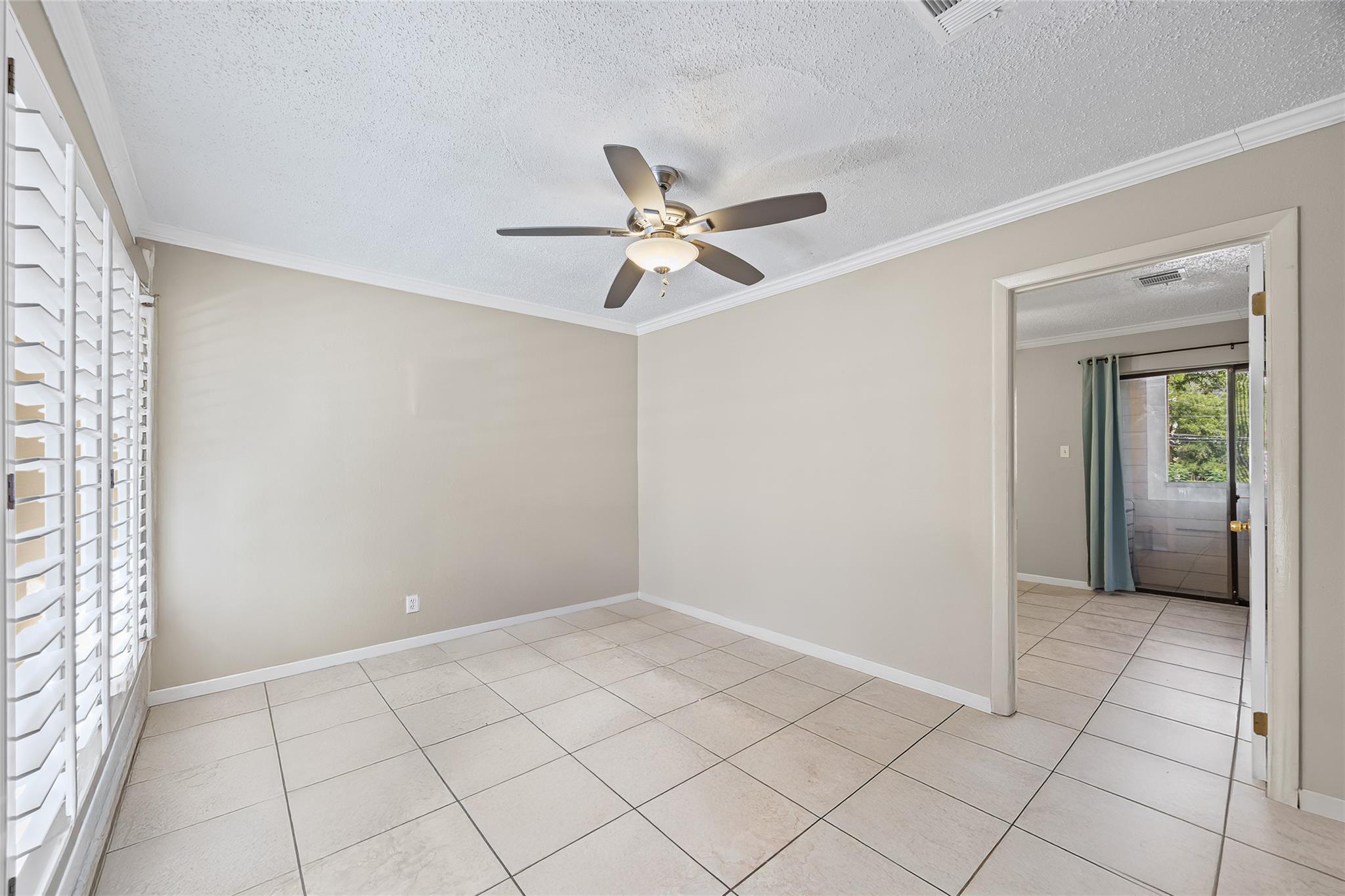 2510 San Gabriel ST 204