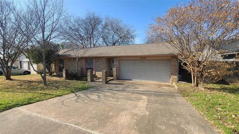 Photo of 13112 Lamplight Village Ave, Austin, TX 78727 (MLS # 2312540)