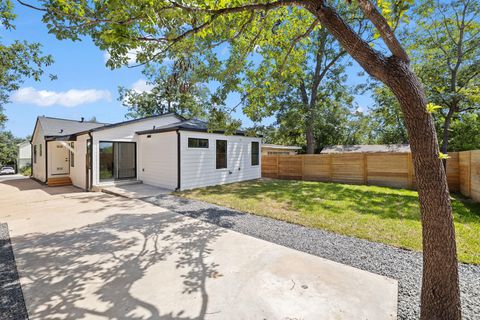 Tiny photo for 2009 Hamilton Ave, Austin, TX 78702 (MLS # 5648462)