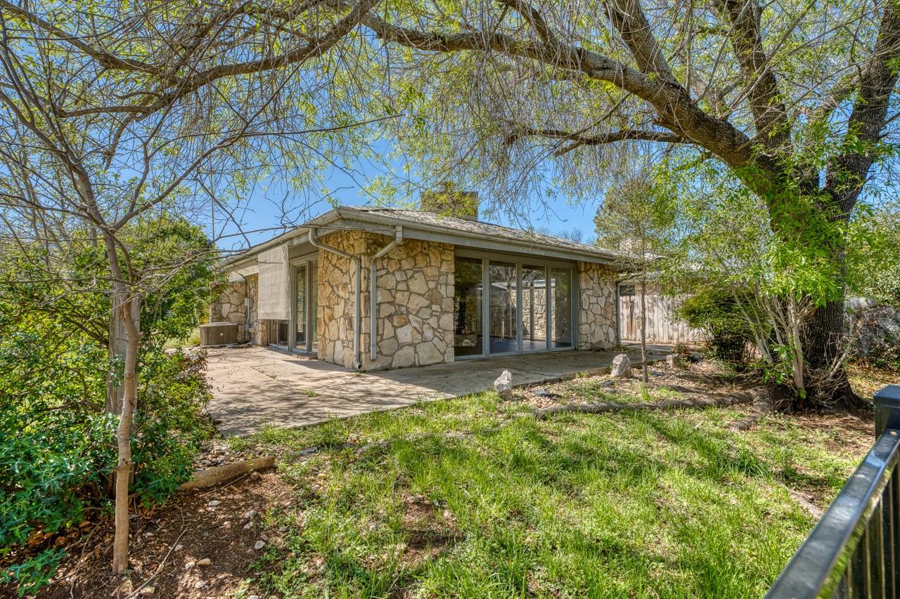 1504 Horseshoe Bay Proper A