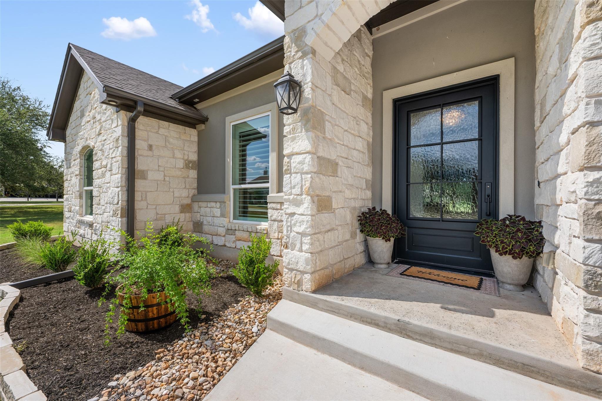 210 Miranda WAY