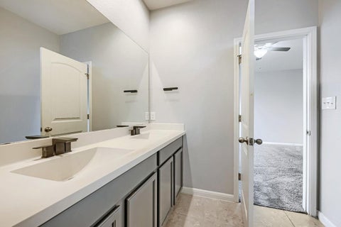 Tiny photo for 417 Anacua LOOP #6, Manchaca, TX 78652 (MLS # 2744858)