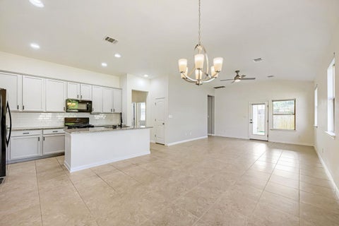 Tiny photo for 417 Anacua LOOP #6, Manchaca, TX 78652 (MLS # 2744858)