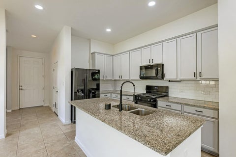 Tiny photo for 417 Anacua LOOP #6, Manchaca, TX 78652 (MLS # 2744858)
