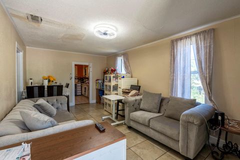 Tiny photo for 4801 Lott Ave, Austin, TX 78721 (MLS # 3464895)