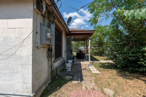 Tiny photo for 4801 Lott Ave, Austin, TX 78721 (MLS # 3464895)