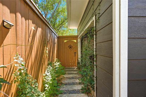 Tiny photo for 2007 Sl Davis Ave #B, Austin, TX 78702 (MLS # 9884304)