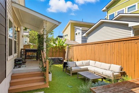 Tiny photo for 2007 Sl Davis Ave #B, Austin, TX 78702 (MLS # 9884304)