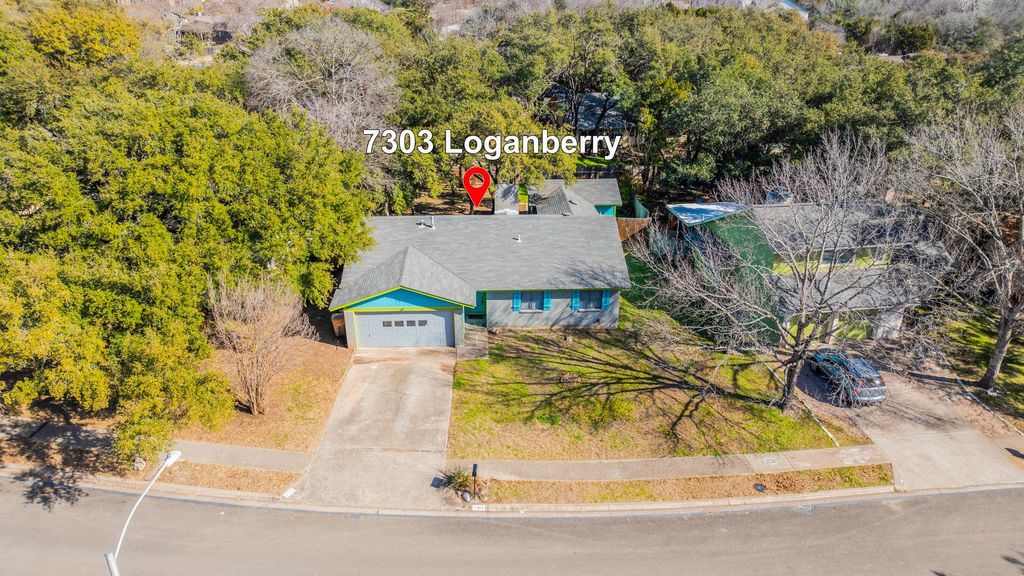 Photo of 7303 Loganberry DR, Austin, TX 78745 (MLS # 2811778)