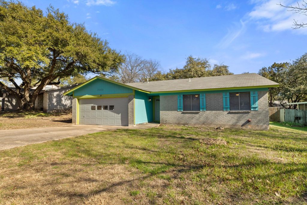 Photo of 7303 Loganberry DR, Austin, TX 78745 (MLS # 2811778)