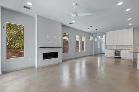 Tiny photo for 1107 Taulbee LN #B, Austin, TX 78757 (MLS # 1087667)