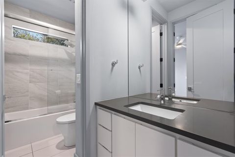 Tiny photo for 1107 Taulbee LN #B, Austin, TX 78757 (MLS # 1087667)