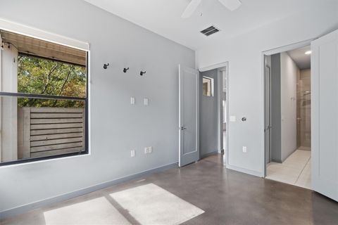Tiny photo for 1107 Taulbee LN #B, Austin, TX 78757 (MLS # 1087667)