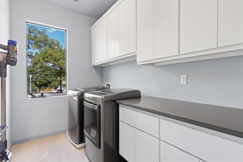 Tiny photo for 1107 Taulbee LN #B, Austin, TX 78757 (MLS # 1087667)