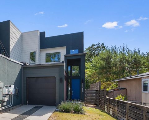 Photo of 1107 Taulbee LN #B, Austin, TX 78757 (MLS # 1087667)