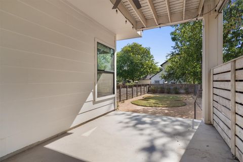 Tiny photo for 1107 Taulbee LN #B, Austin, TX 78757 (MLS # 1087667)