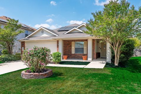 Photo of 110 S Creek Bend DR, Hutto, TX 78634 (MLS # 6801790)