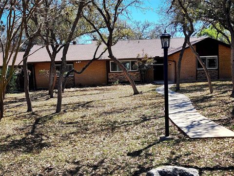 Photo of 817 Willow Creek CIR, San Marcos, TX 78666 (MLS # 2375425)