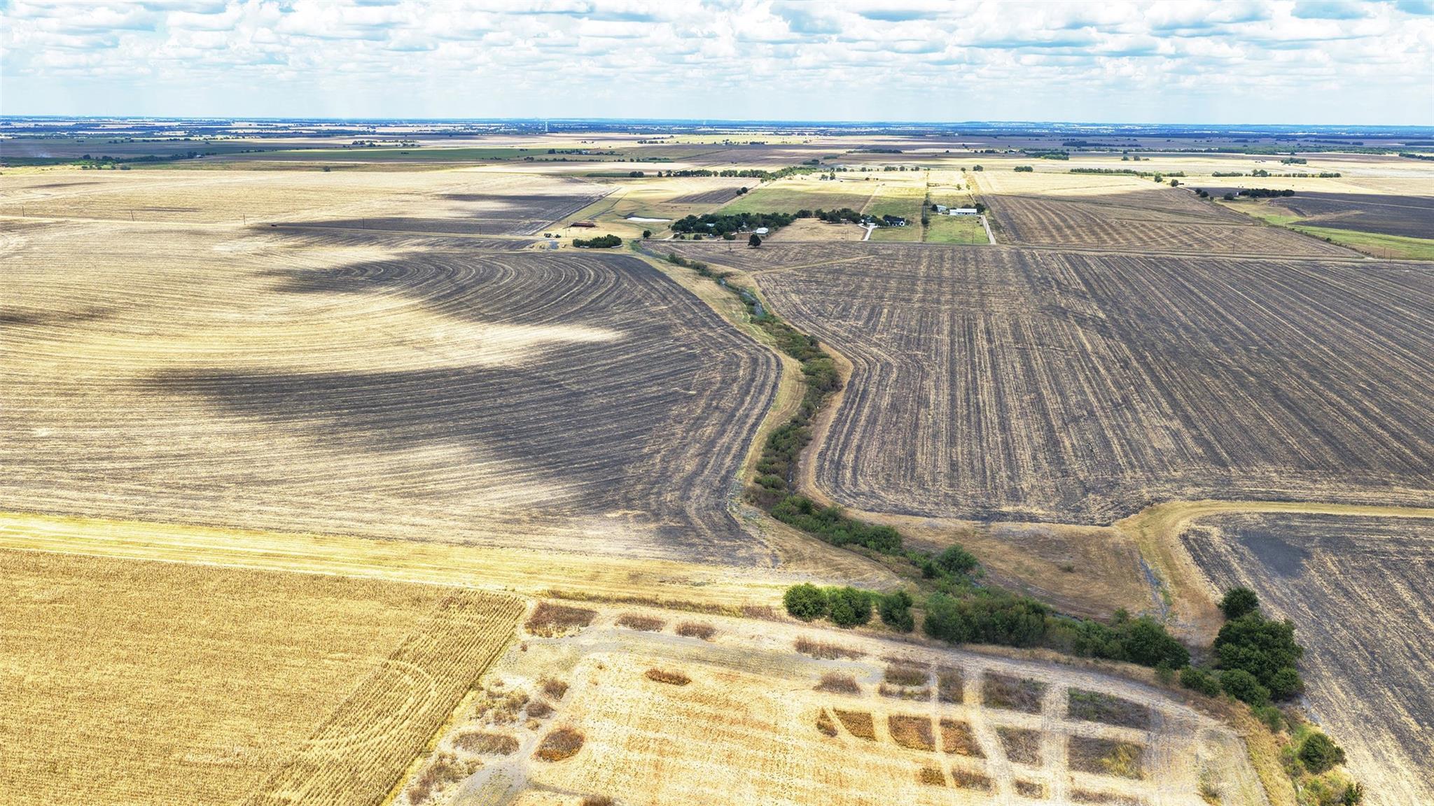 1310 & 0000 County Road 357