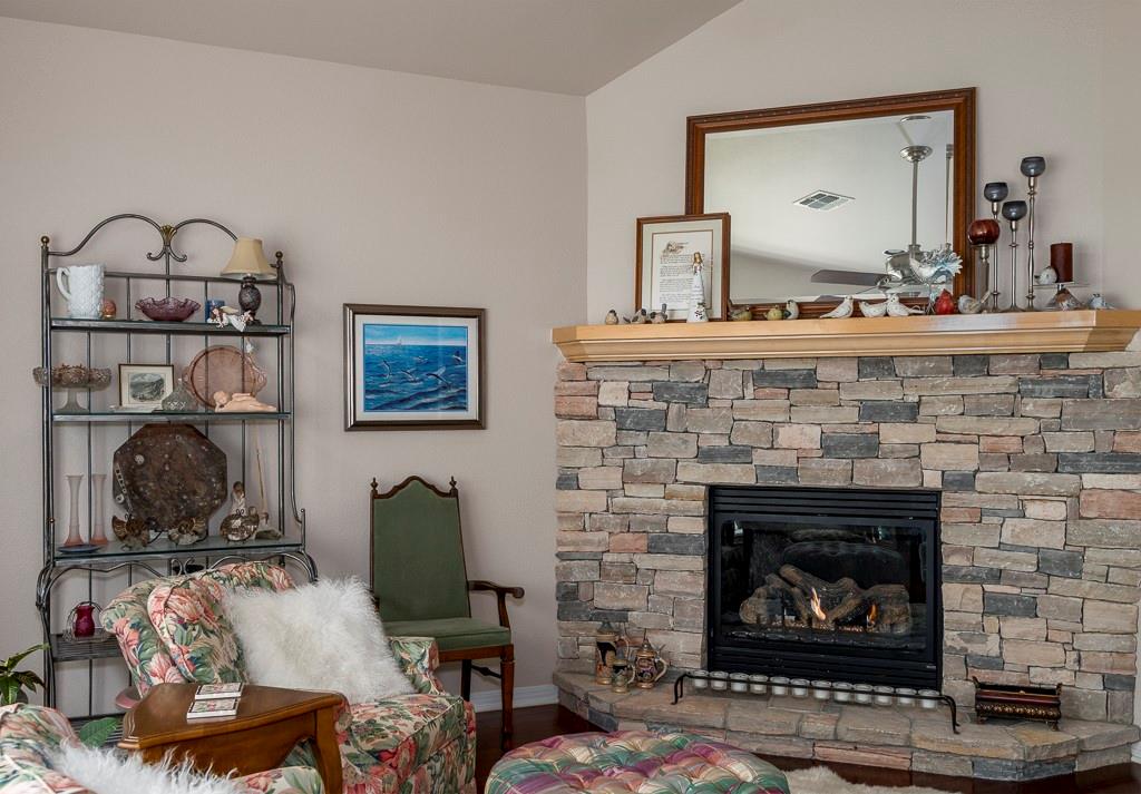 2263 Stratford Grace