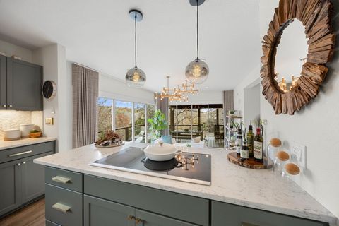 Tiny photo for 7643 Parkview CIR, Austin, TX 78731 (MLS # 1201810)