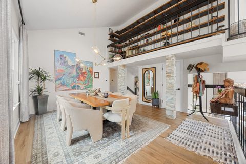 Tiny photo for 7643 Parkview CIR, Austin, TX 78731 (MLS # 1201810)