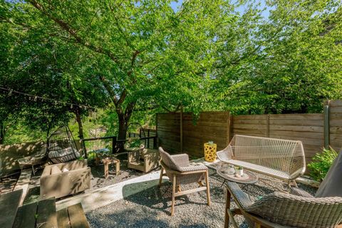 Tiny photo for 7643 Parkview CIR, Austin, TX 78731 (MLS # 1201810)