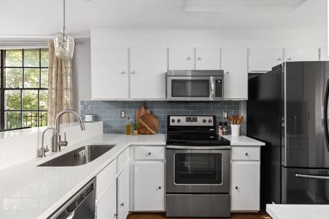 Tiny photo for 7122 Wood Hollow DR #13, Austin, TX 78731 (MLS # 6316035)