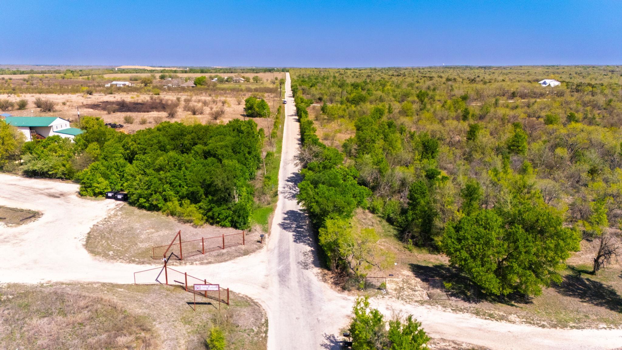 3810 Dry Creek RD