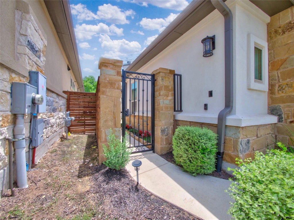 Photo of 313 Skyflower DR #G, Georgetown, TX 78628 (MLS # 5204004)