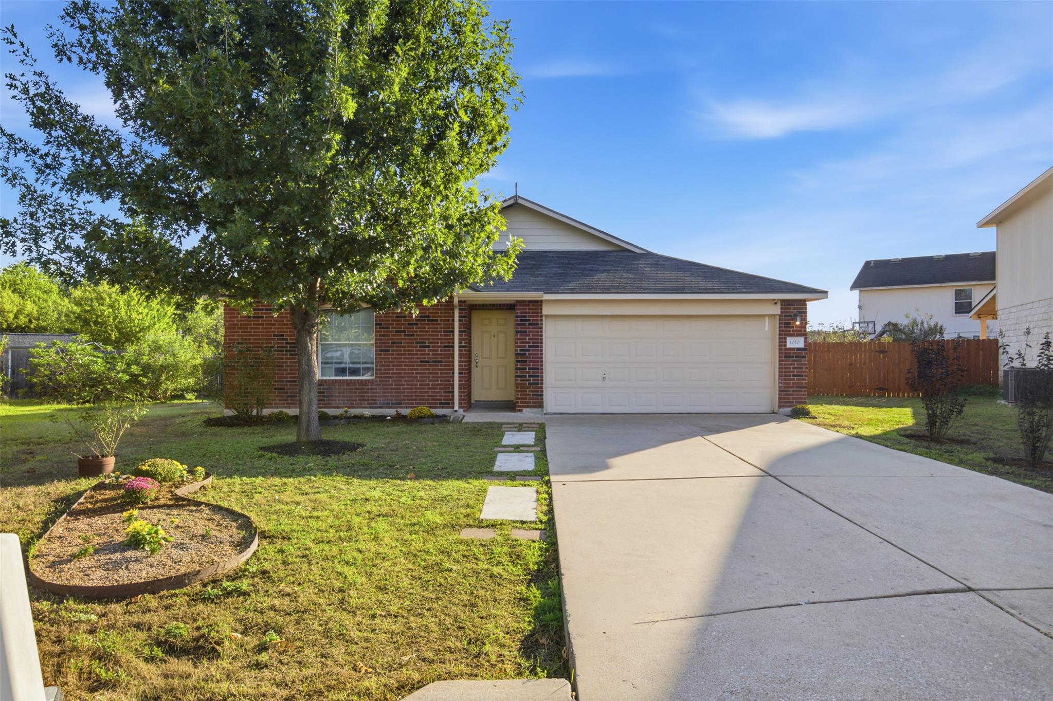1010 Meandering Creek CV