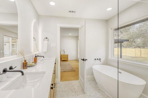 Tiny photo for 8702 Balcones Club DR, Austin, TX 78750 (MLS # 2045342)