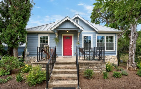 Photo of 2120 Leander ST, Georgetown, TX 78626 (MLS # 6090598)