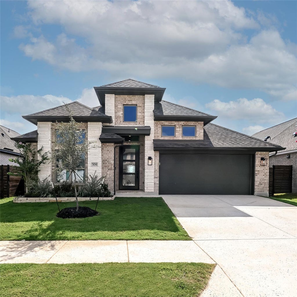 Photo of 306 Foxfire CV, Lockhart, TX 78644 (MLS # 8649763)