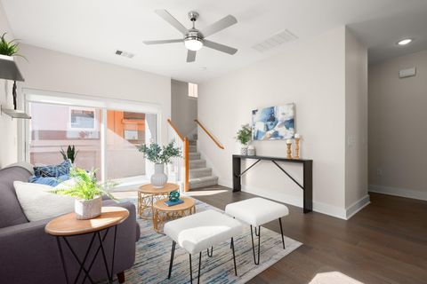 2827 Manor RD 3105 Austin TX 78722