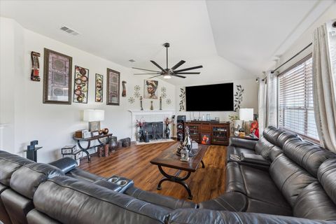 Tiny photo for 18724 Dry Lake LN, Pflugerville, TX 78660 (MLS # 1120972)