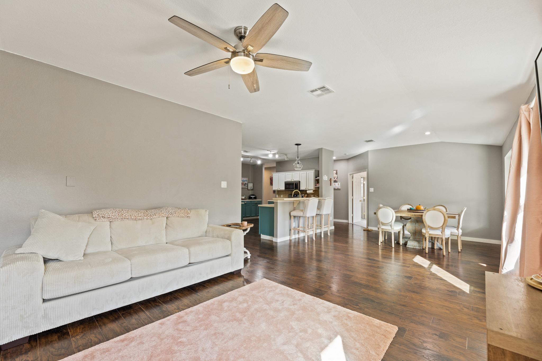 3933 Rolling Canyon TRL