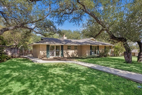 Tiny photo for 5900 Overlook DR, Austin, TX 78731 (MLS # 8307010)