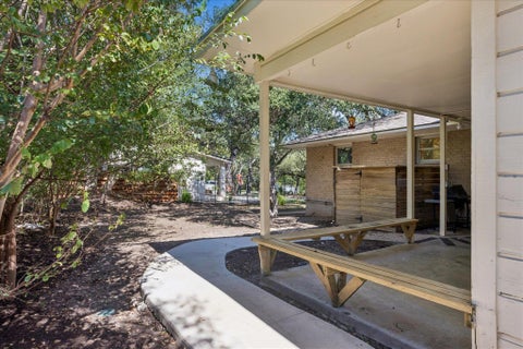 Tiny photo for 5900 Overlook DR, Austin, TX 78731 (MLS # 8307010)