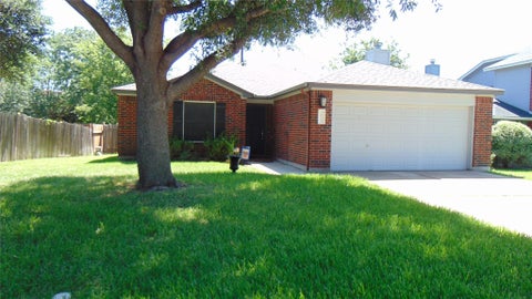 Photo of 1025 Mohican, Round Rock, TX 78665 (MLS # 7131309)