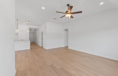 Tiny photo for 6913 Cliff Rose DR, Spicewood, TX 78669 (MLS # 9731262)