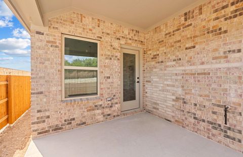 Tiny photo for 6913 Cliff Rose DR, Spicewood, TX 78669 (MLS # 9731262)