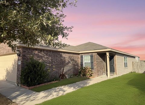 108 Koontz LOOP Jarrell TX 76537