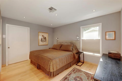 Tiny photo for 1302 Berkshire DR, Austin, TX 78723 (MLS # 5458454)