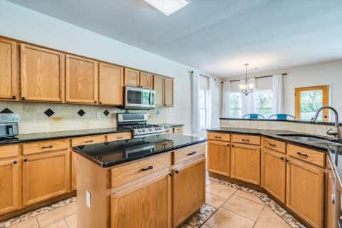 Tiny photo for 7025 Auckland DR, Austin, TX 78749 (MLS # 7877741)