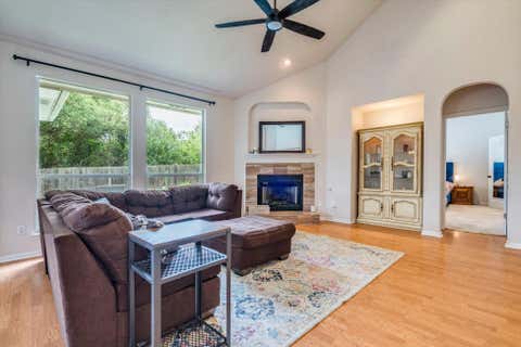 Tiny photo for 7025 Auckland DR, Austin, TX 78749 (MLS # 7877741)
