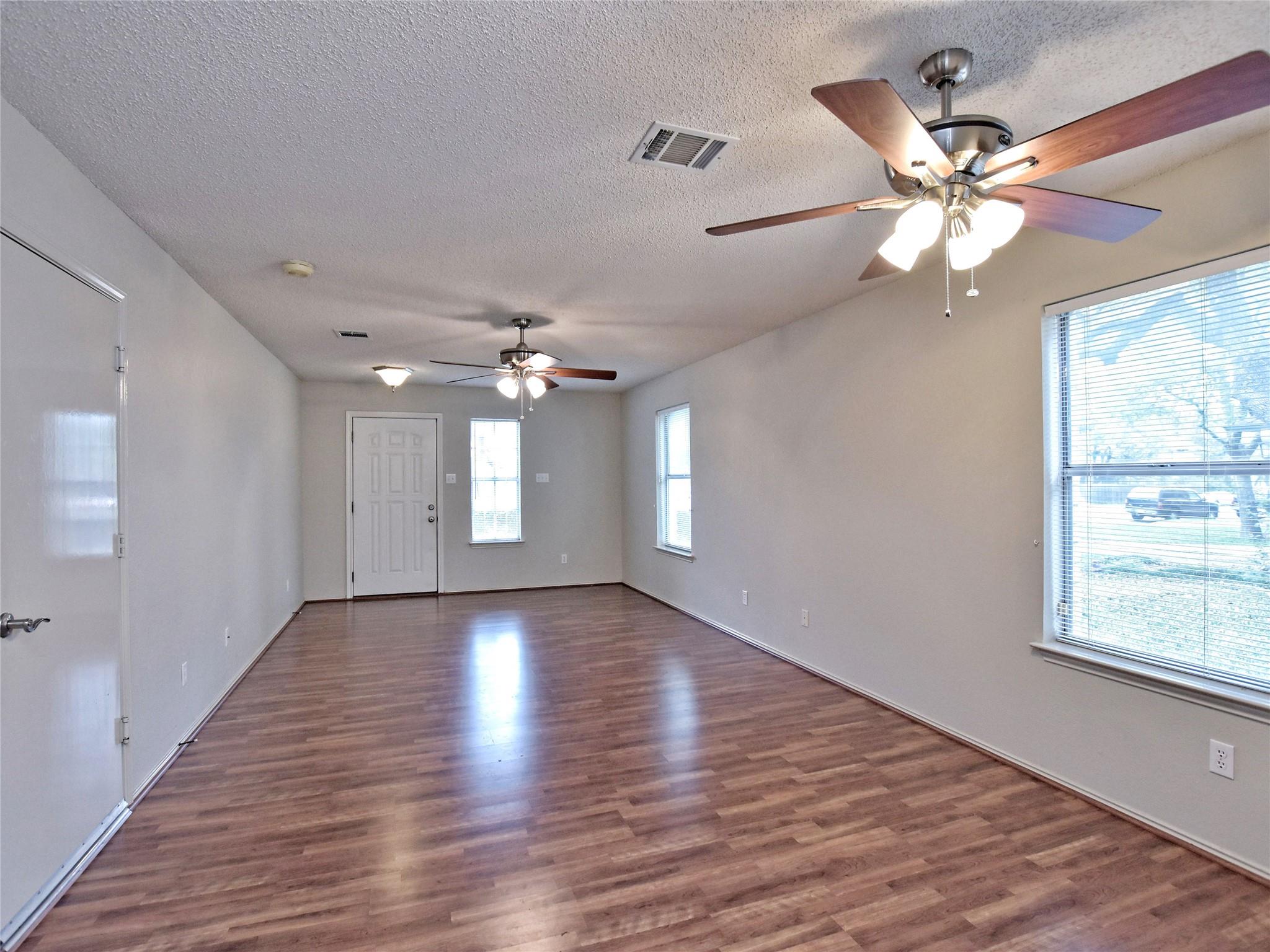 8411 Glen Canyon DR