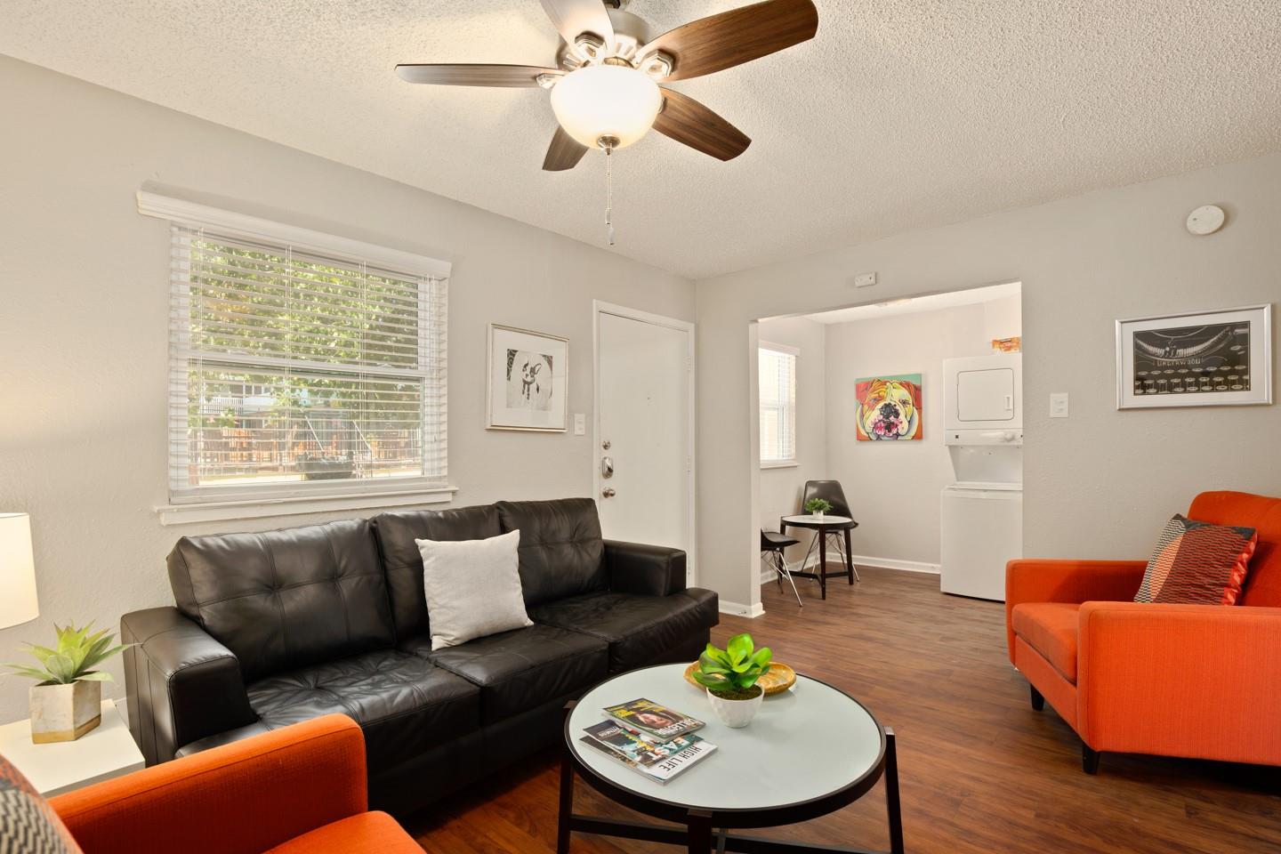 2401 Manor RD 105