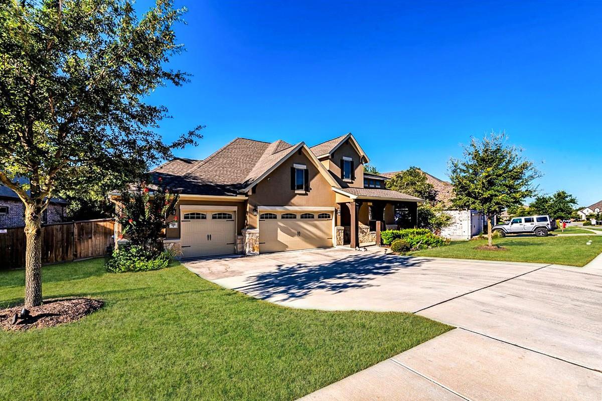 601 Painted Creek WAY